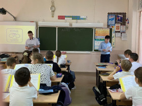 Юные инспектора движения.