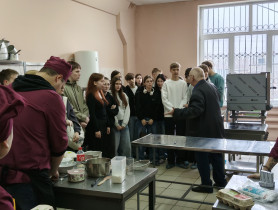 19 марта ученики 9А класса ИМОУ "СОШ №24 им. В.И.Пономаренко " посетили Энгельсский механико-технологический колледж.